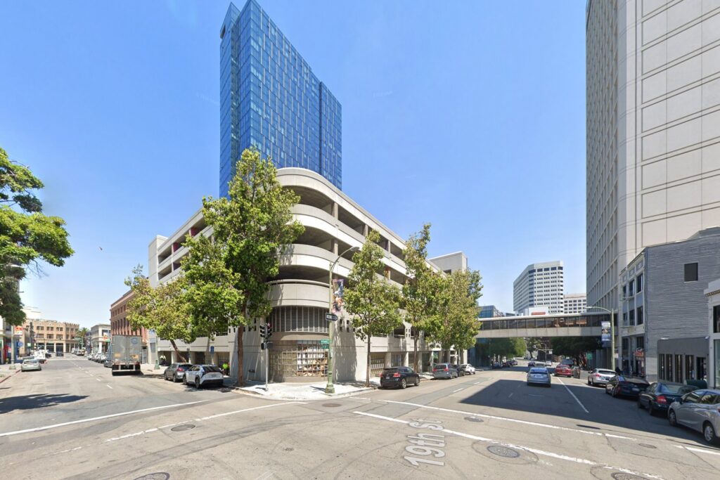 1901 Franklin garage in Uptown Oakland
