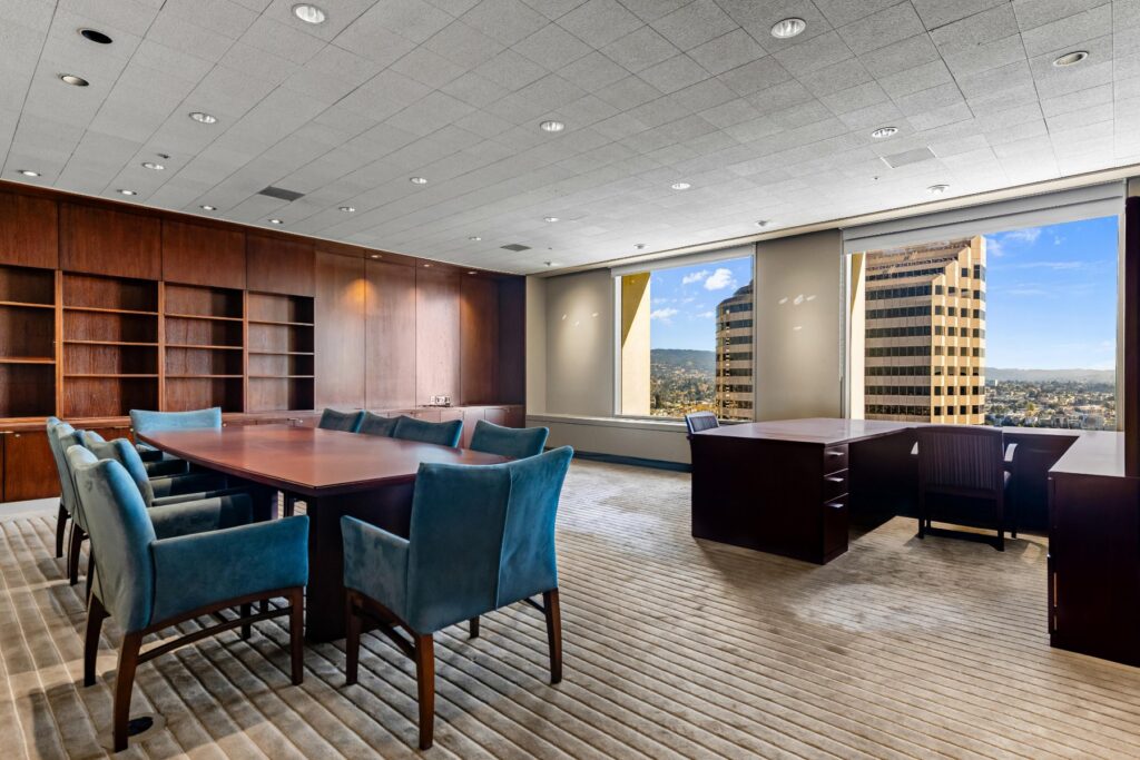 Executive office suite at 1950 Franklin in Oakland